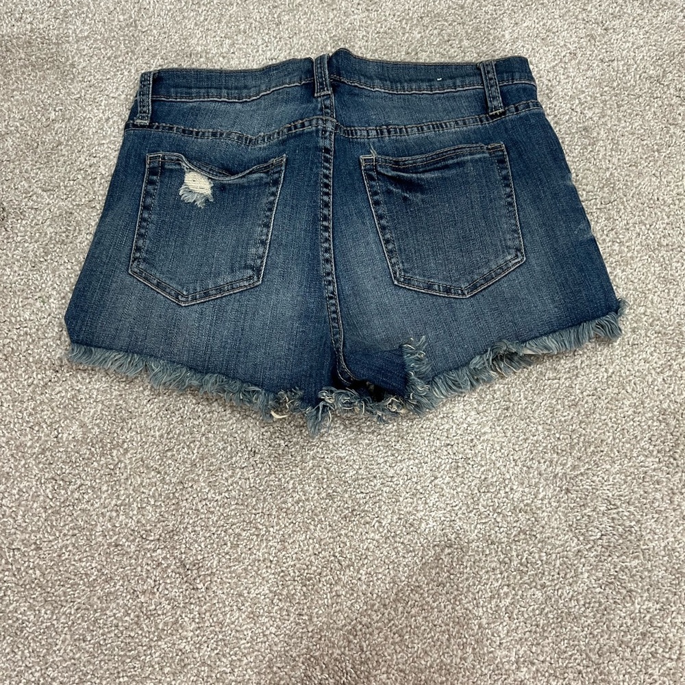 DENIM SHORTS - Picture 2 of 3